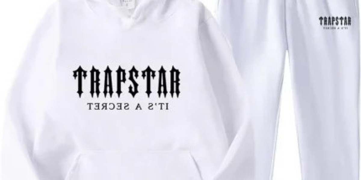 Trapstar Hoodie & Trapstar Tracksuit: Streetwear’s Statement Icons