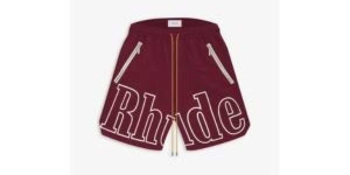 Rhude Clothing: The Fusion of Luxury and Street Heritage